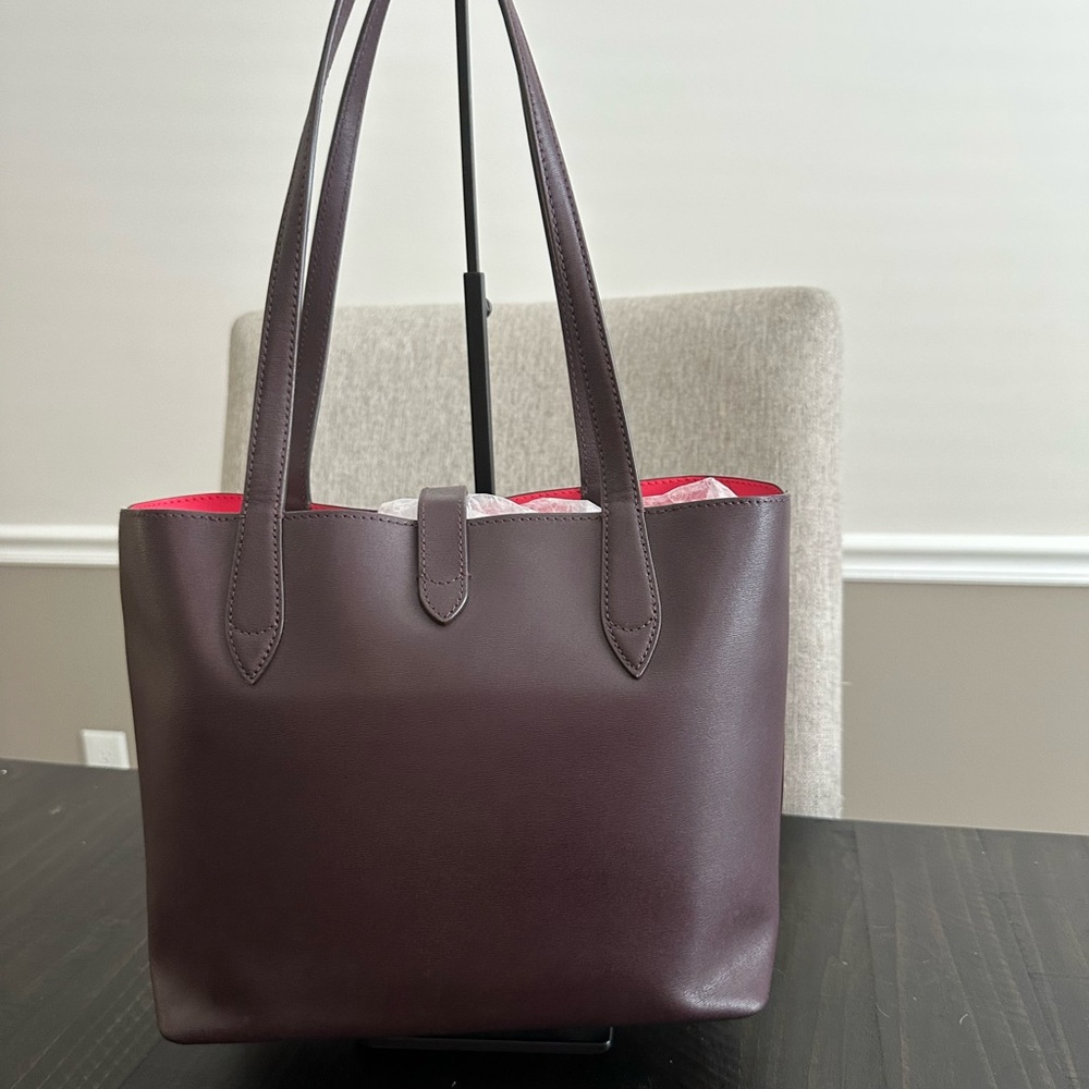 Kate Spade Mauve Tote with Clover Accent - Picture 2 of 7